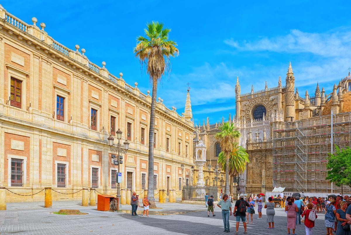 Archivo General de Indias (Archivo General de Indias), ubicado en el intercambio de antiguos comerciantes de Sevilla, España