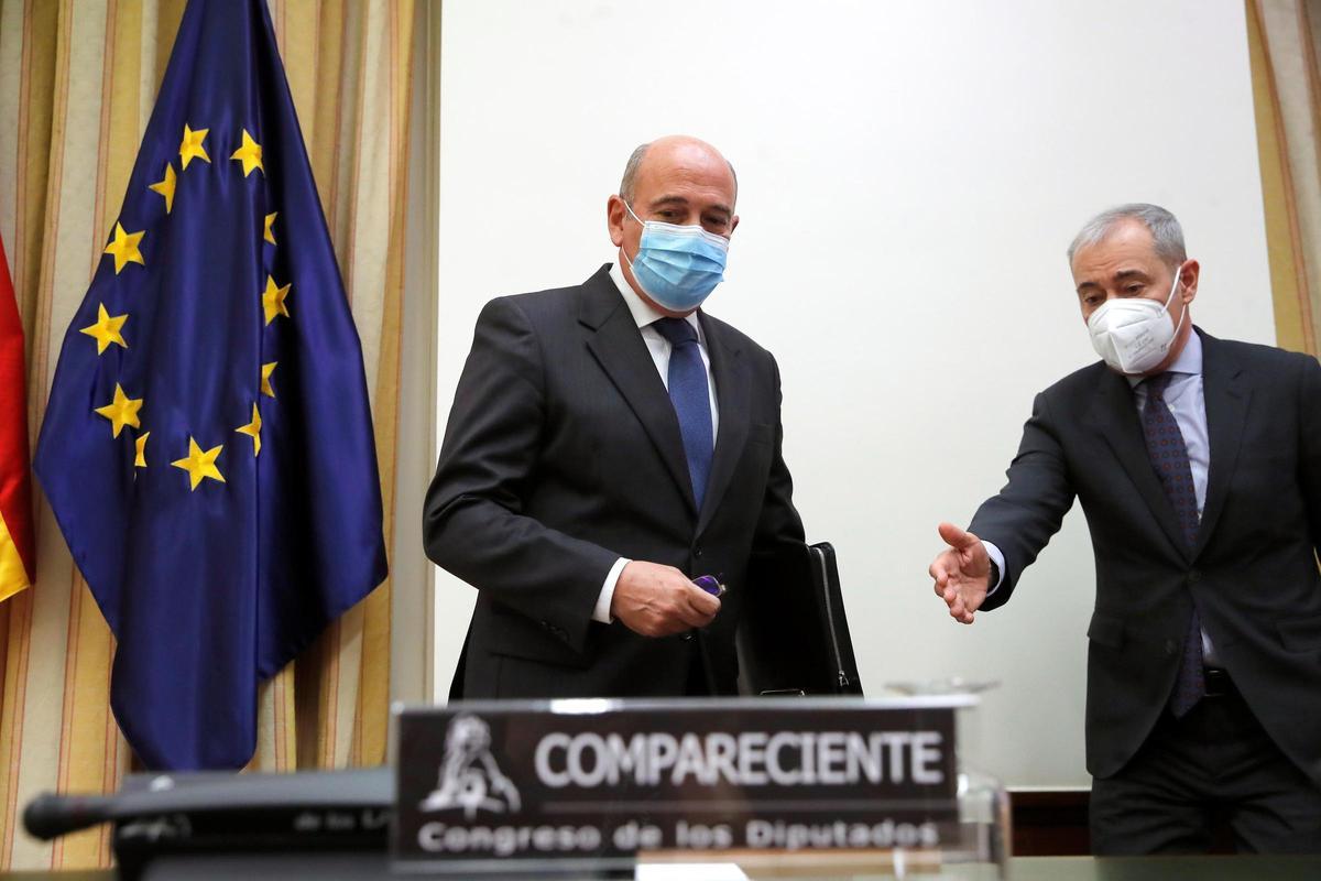 El coronel Diego Pérez de los Cobos comparece en el Congreso
