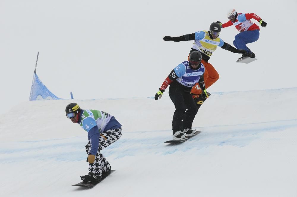 Lucas Eguibar y Regino Hernández, plata en boardercross por equipos.