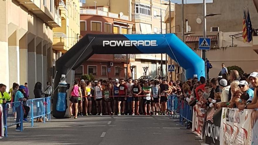 El Campello celebra su gran prueba de forma multitudinaria