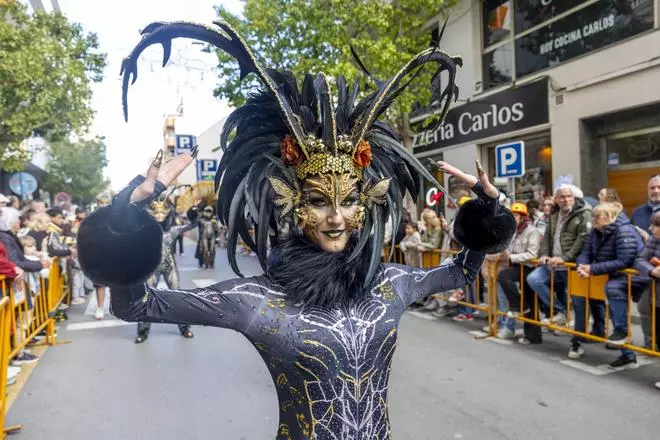 Aquí están las mejores imágenes del desfile concurso de Carnaval de 2026 de Torrevieja