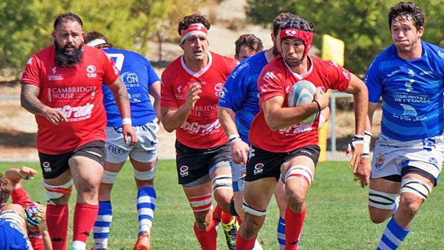 Partido entre el CAU Valencia y La Vila en El Pantano