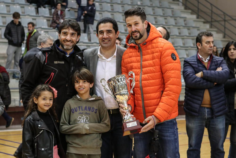 Los Moros y Cristianos de Alcoy celebran su Trofeo Filaes 2019