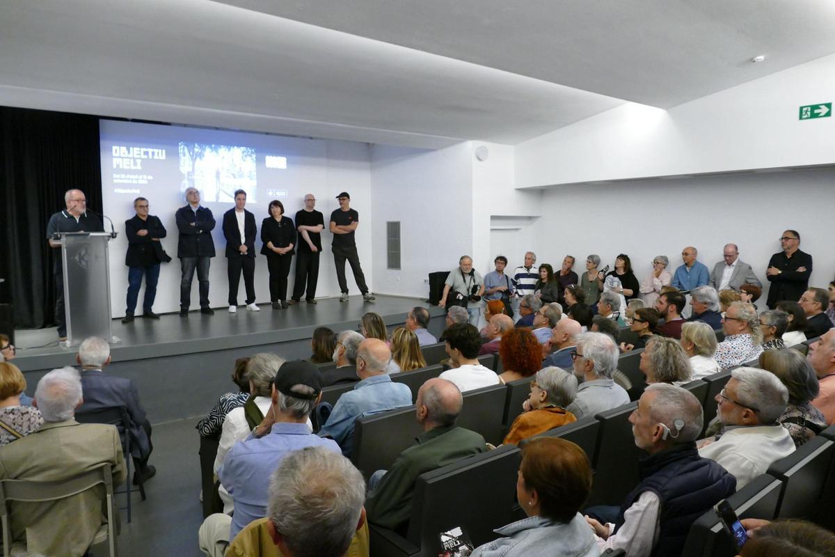 EN IMATGES | La inauguració d''Objectiu Meli' a Figueres converteix l'exposició en un homenatge popular al fotògraf