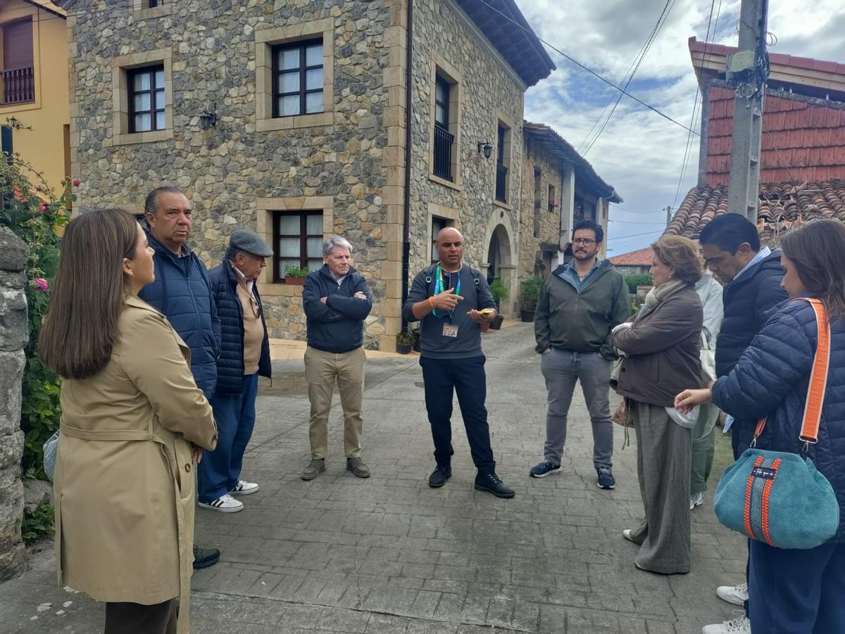 La vuelta a Asturias de la familia Ordoñez La vuelta a Asturias de la familia Ordoñez
