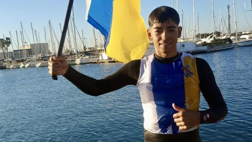 El lanzaroteño Alonso Pérez, campeón de España de ILCA 4