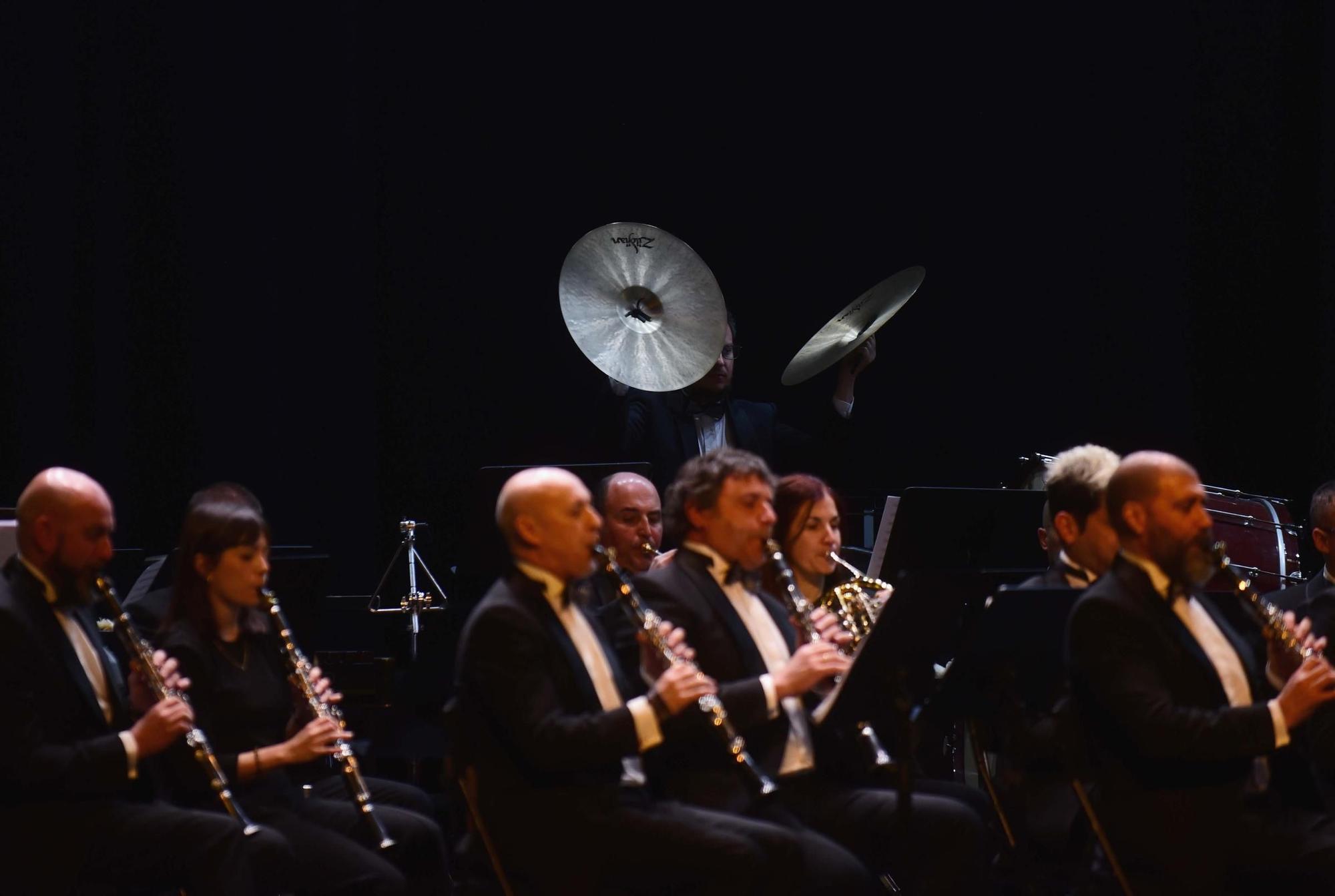 El violinista coruñés Daniel Vlashi vuelve a casa