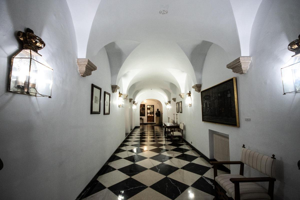 Fotogalería | La sede de la Diputación de Cáceres, más allá de su fachada Fotogalería | La sede de la Diputación de Cáceres, más allá de su fachada