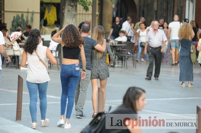 La moda otoñal viste el centro de Murcia