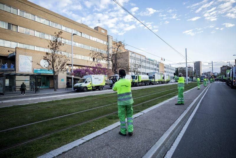 Trabajadores de FCC homenajean a los sanitarios del Servet