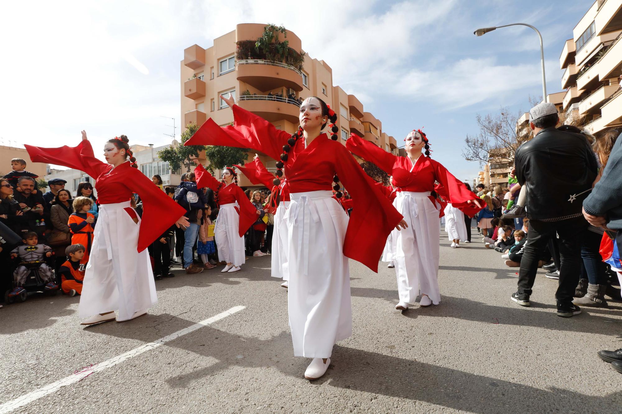 Todas las imágenes de la rúa del Carnaval de Ibiza 2023