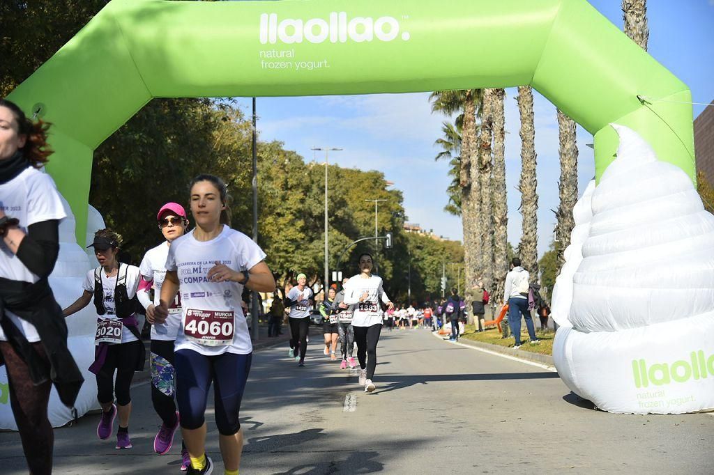 Carrera de la Mujer: recorrido por avenida de los Pinos, Juan Carlos I y Cárcel Vieja (2)