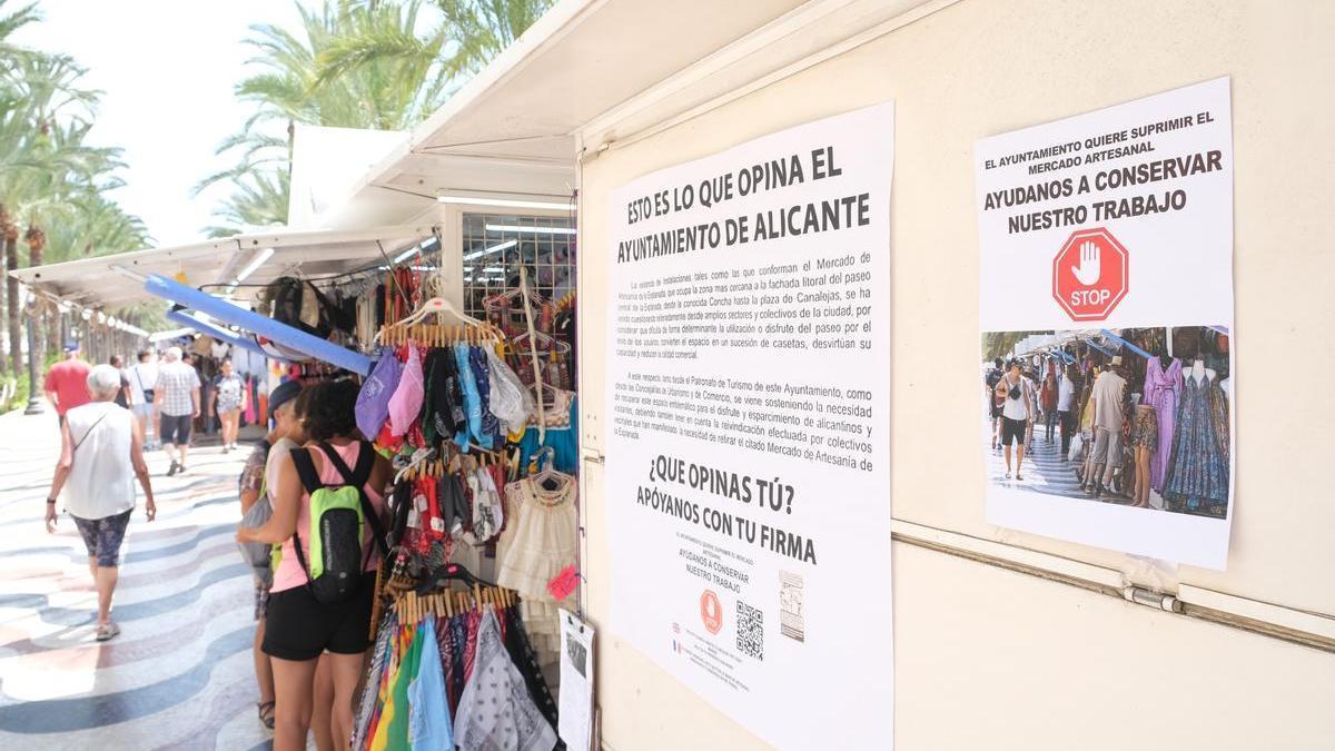 El bipartito deja la supresión de los "hippies" de la Explanada de Alicante  para el próximo mandato