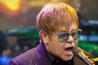 Elton John pide boicotear a Dolce&Gabbana por criticar a las familias gais