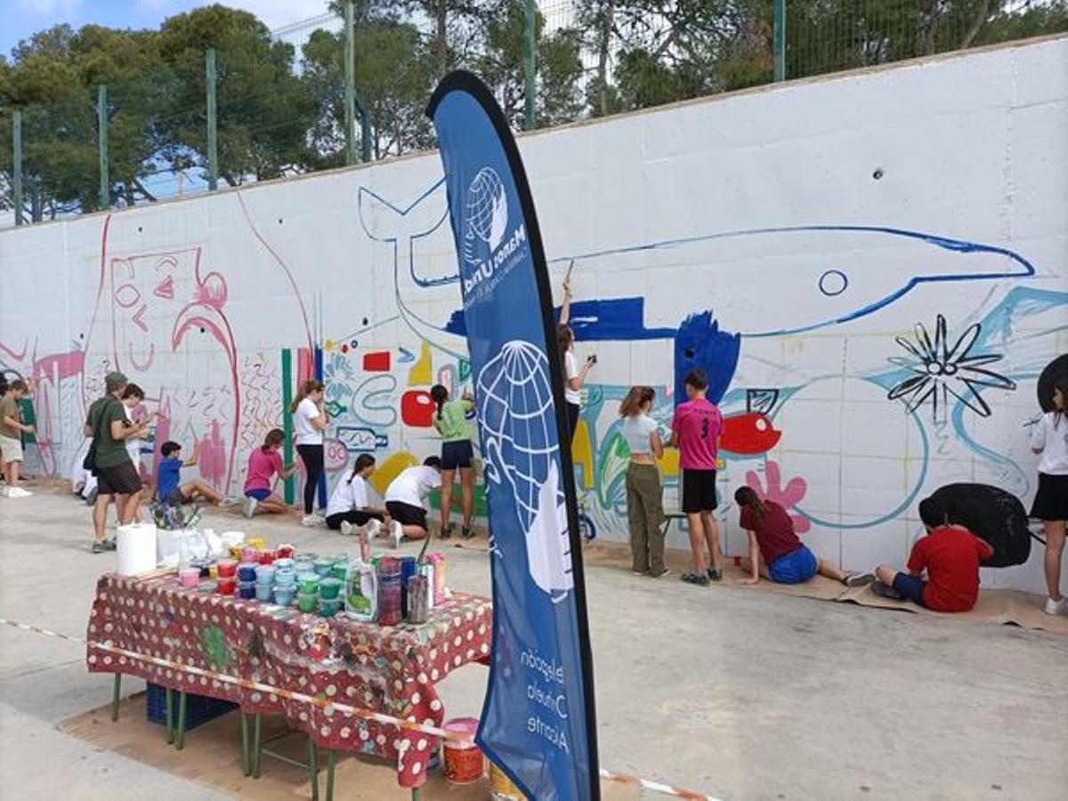 Mural realizado en el colegio Salesianos de Alicante