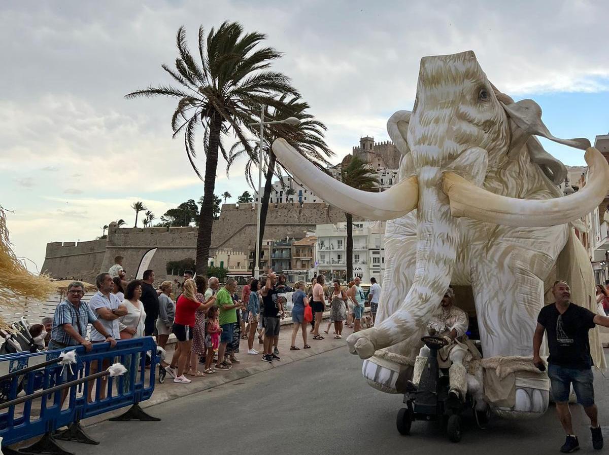 Además del casco antiguo, este año se ha incorporado el Paseo Marítimo como nuevo escenario.