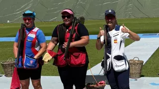 Fátima Gálvez, Irene del Rey y Noelia Pontes dan a la provincia cuatro medallas en el Europeo de tiro