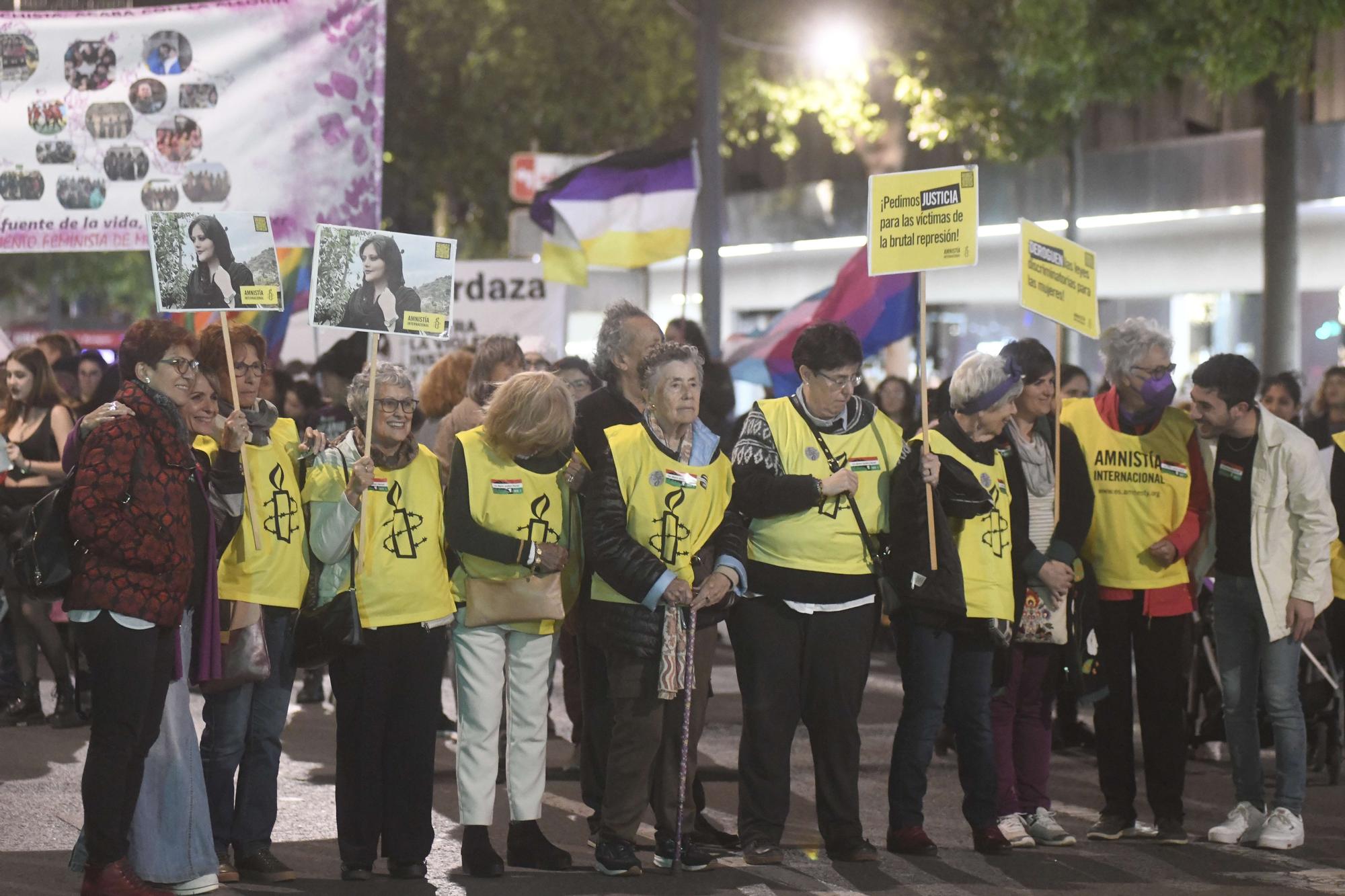 Las imágenes de la manifestación contra la violencia machista en Murcia