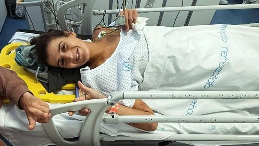 La corredora Sara Alonso després de l'incident amb una vaca