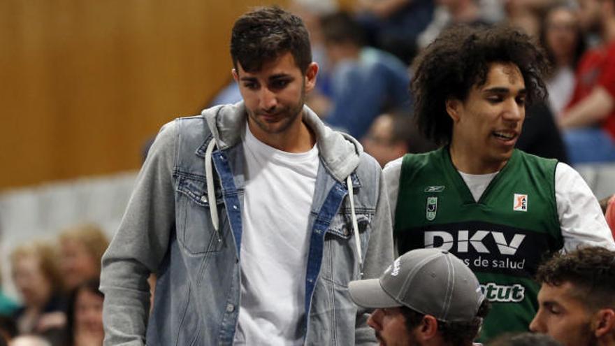 Ricky Rubio, en la grada del último partido el Joventut