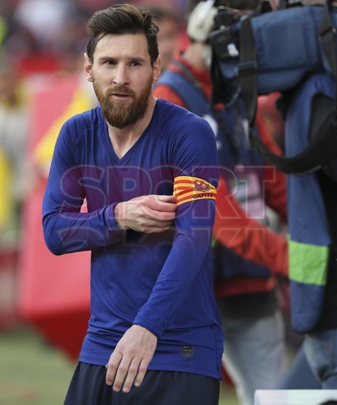 Así de feliz cazo Sport a Leo Messi al fiinal del partido