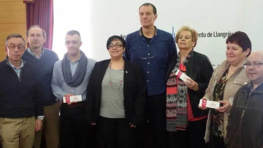 Acosa entrega los premios de la campaña de Navidad