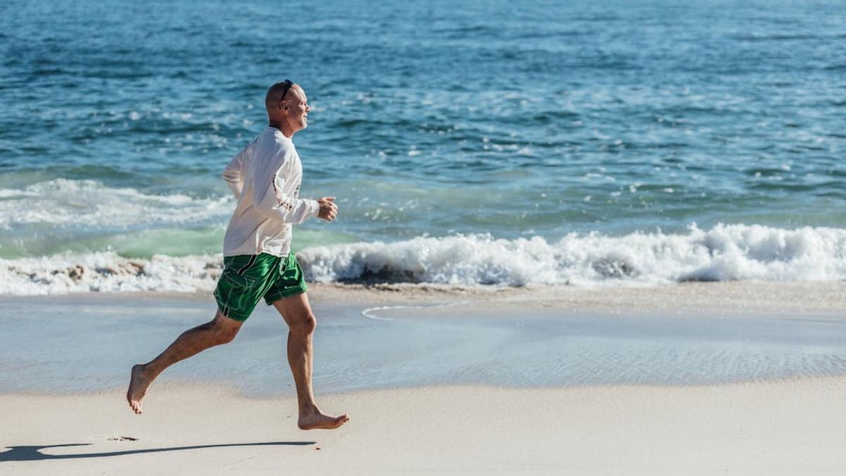 Ejercitándose en la playa