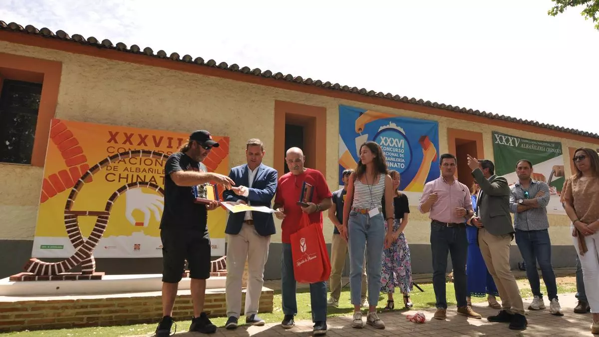 Dos hermanos de La Nava de Santiago, los mejores del concurso de albañilería de Malpartida de Plasencia