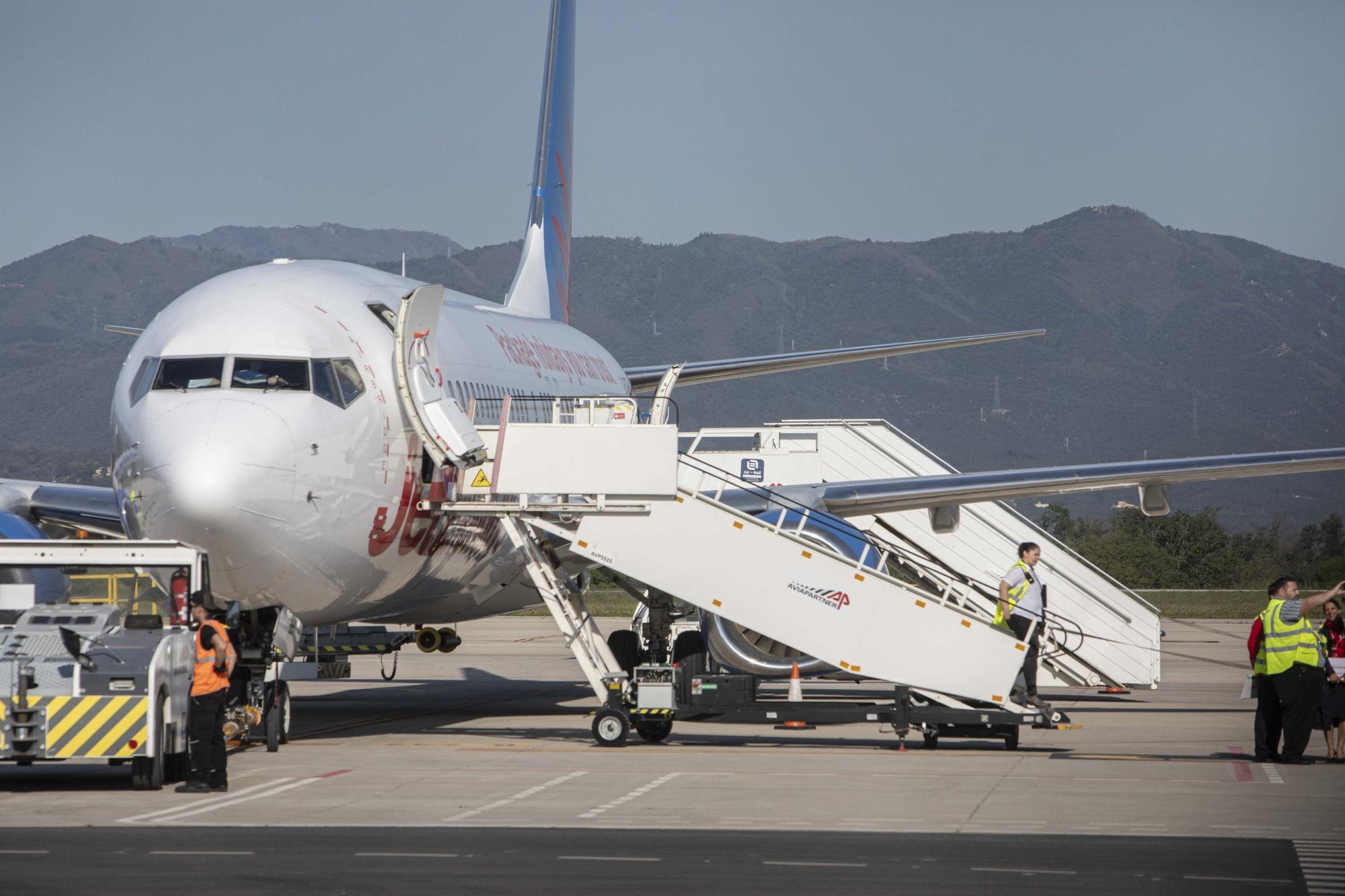 Tornen els vols de Jet2 a l'aeroport de Girona després de dos anys