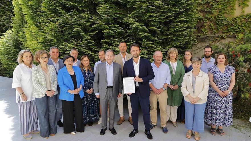 El PP de Asturias presume de músculo municipal ante "la inacción, la falta de gestión y el deterioro de los servicios"