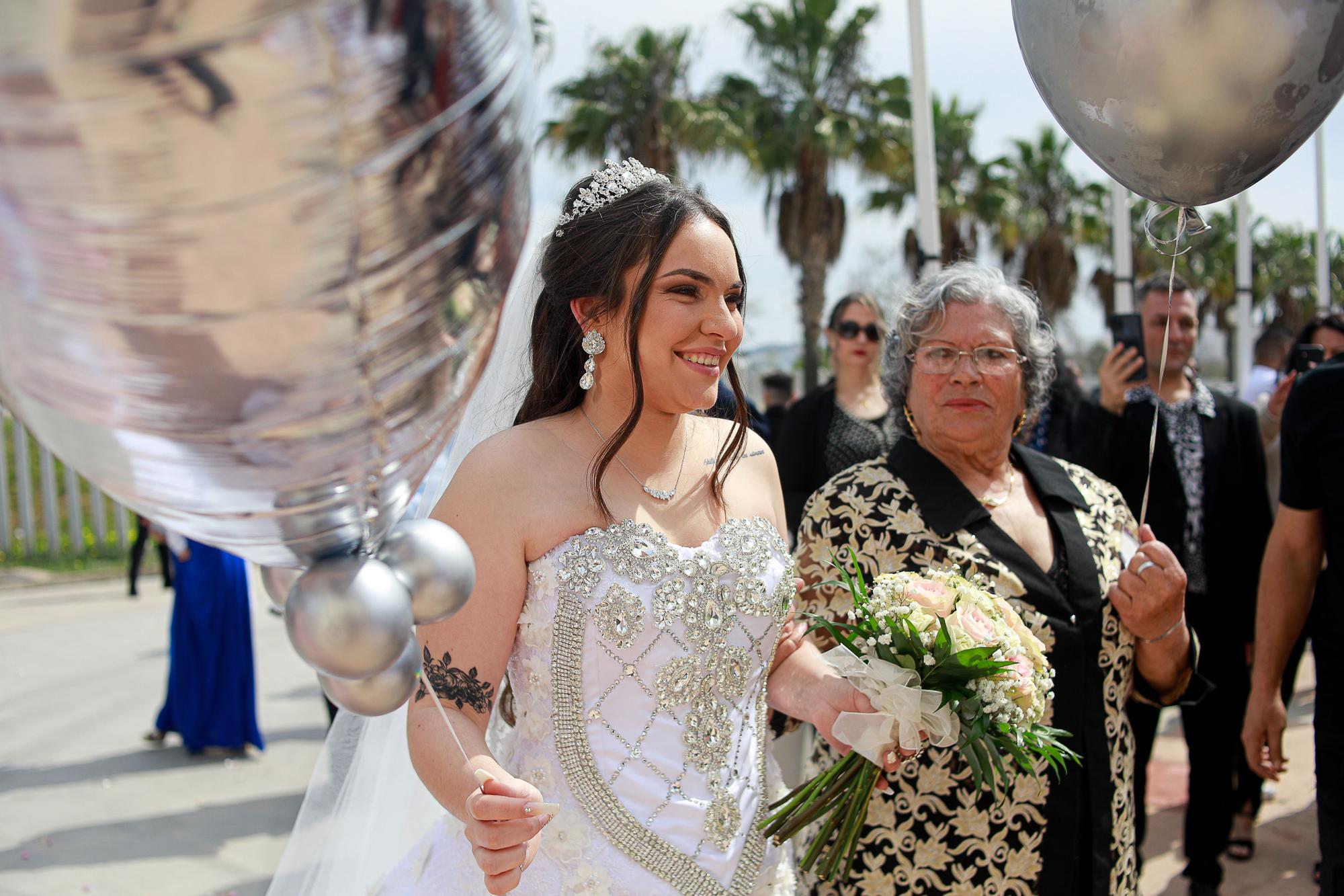 Mira aquí todas las fotos de la gran boda gitana de Lucía y Daniel en Ibiza