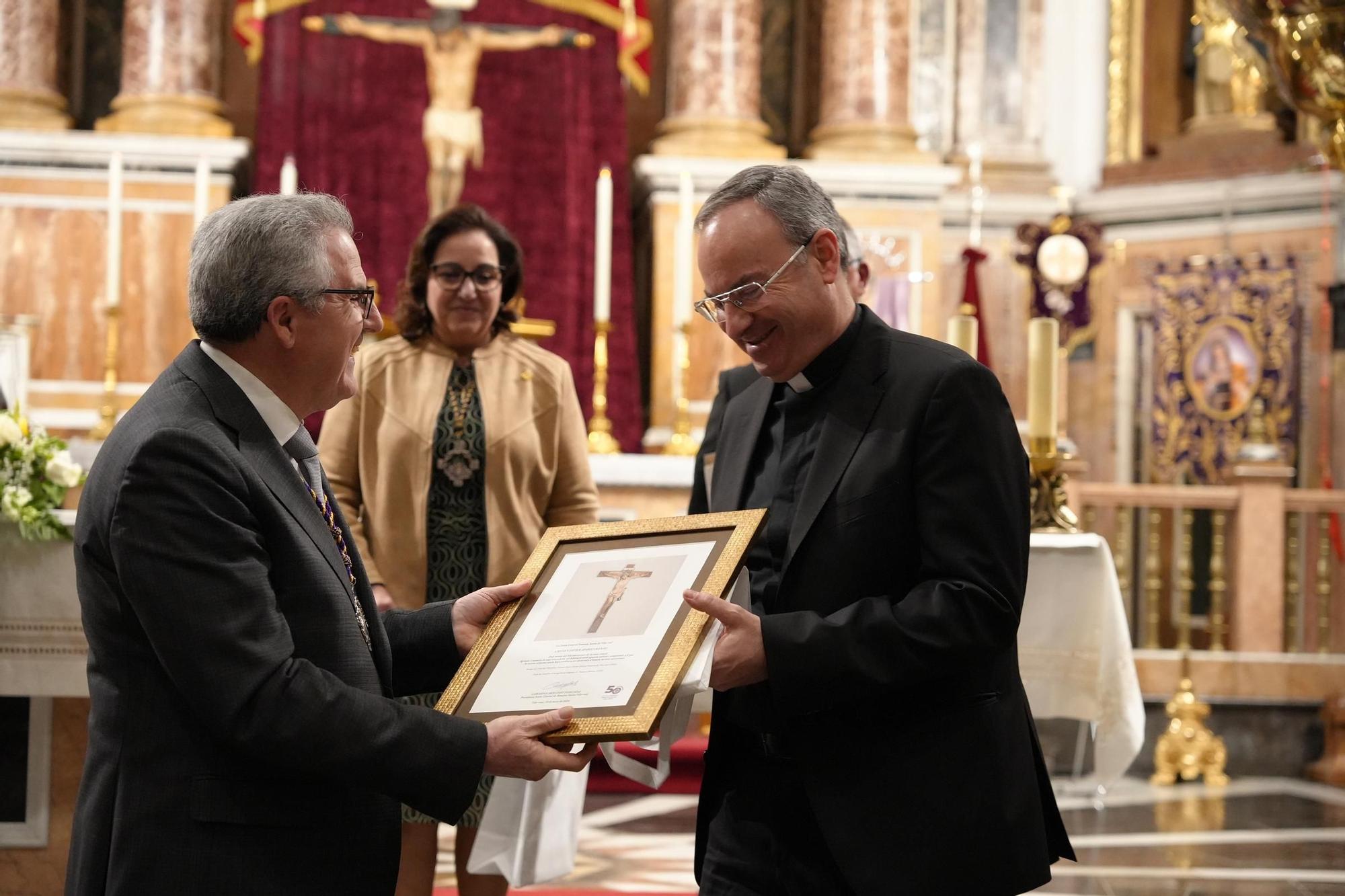 Las fotos de la misa para conmemorar el 50º aniversario de la Junta Central de Semana Santa de Vila-real