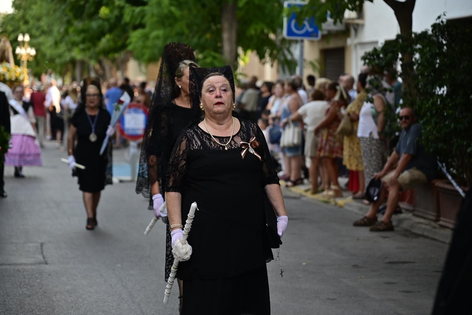 El Grau de Castelló honra a la Virgen del Carmen: misa con sorpresa y emotiva procesión