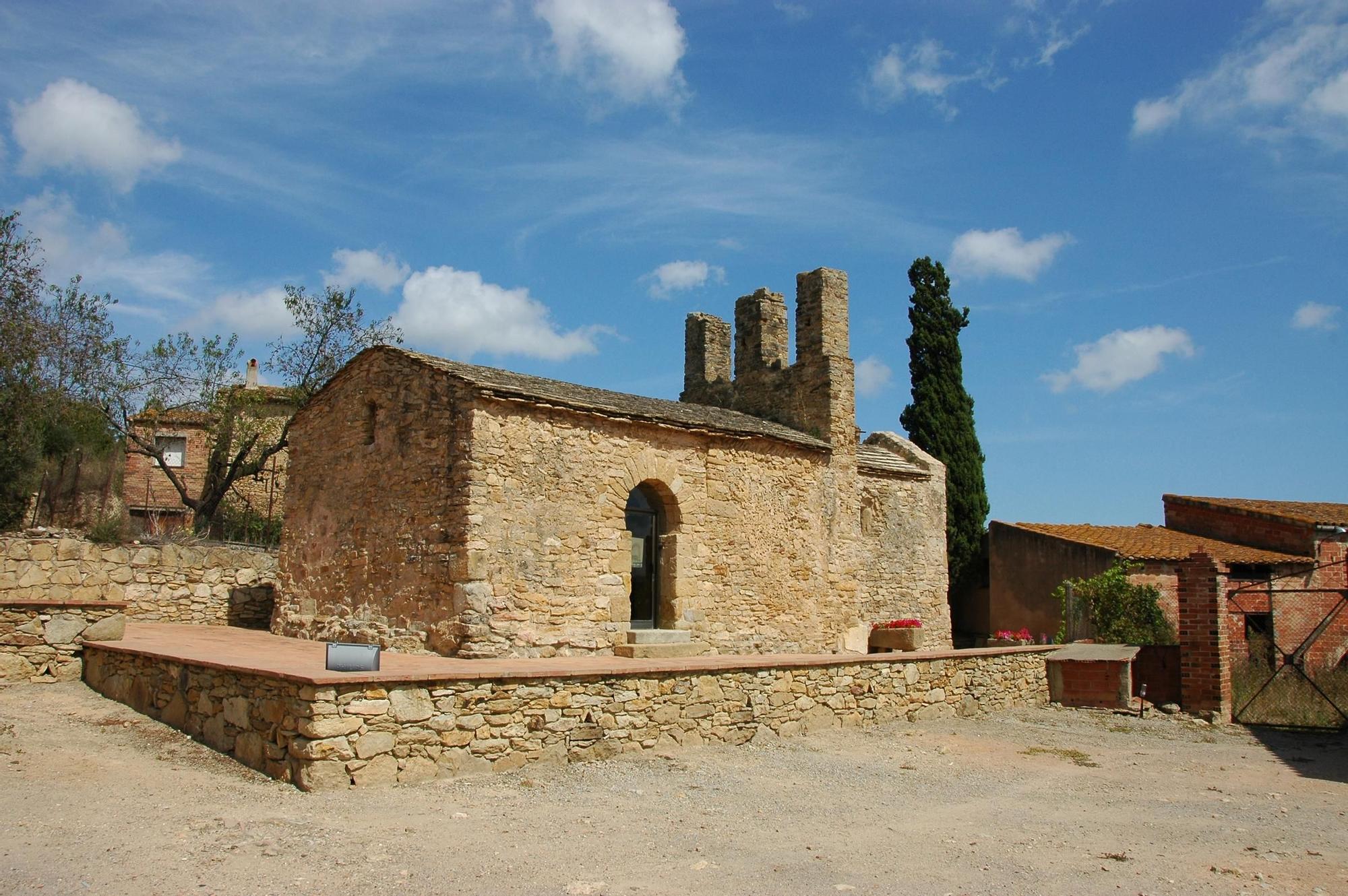 Imagen de la histórica Ermita de Sant Julià de Boada.