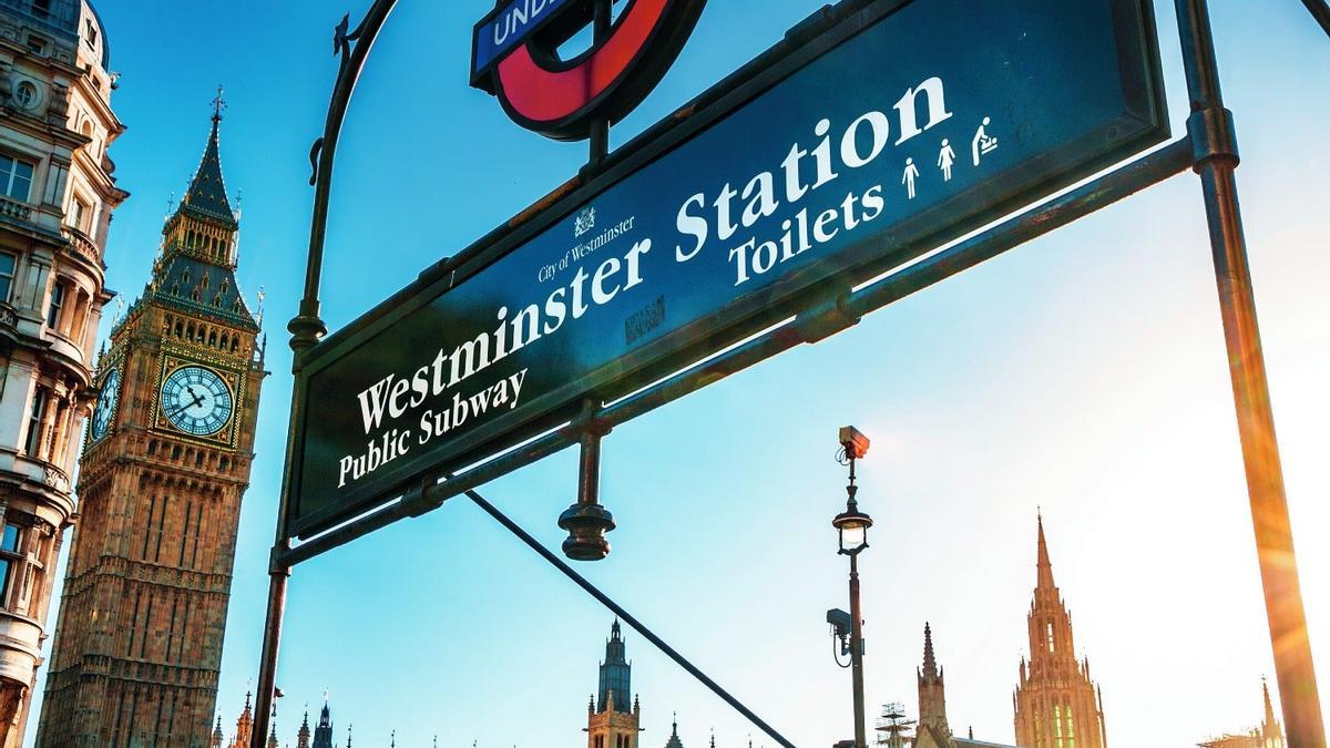 Estación de metro de Westminster, Londres