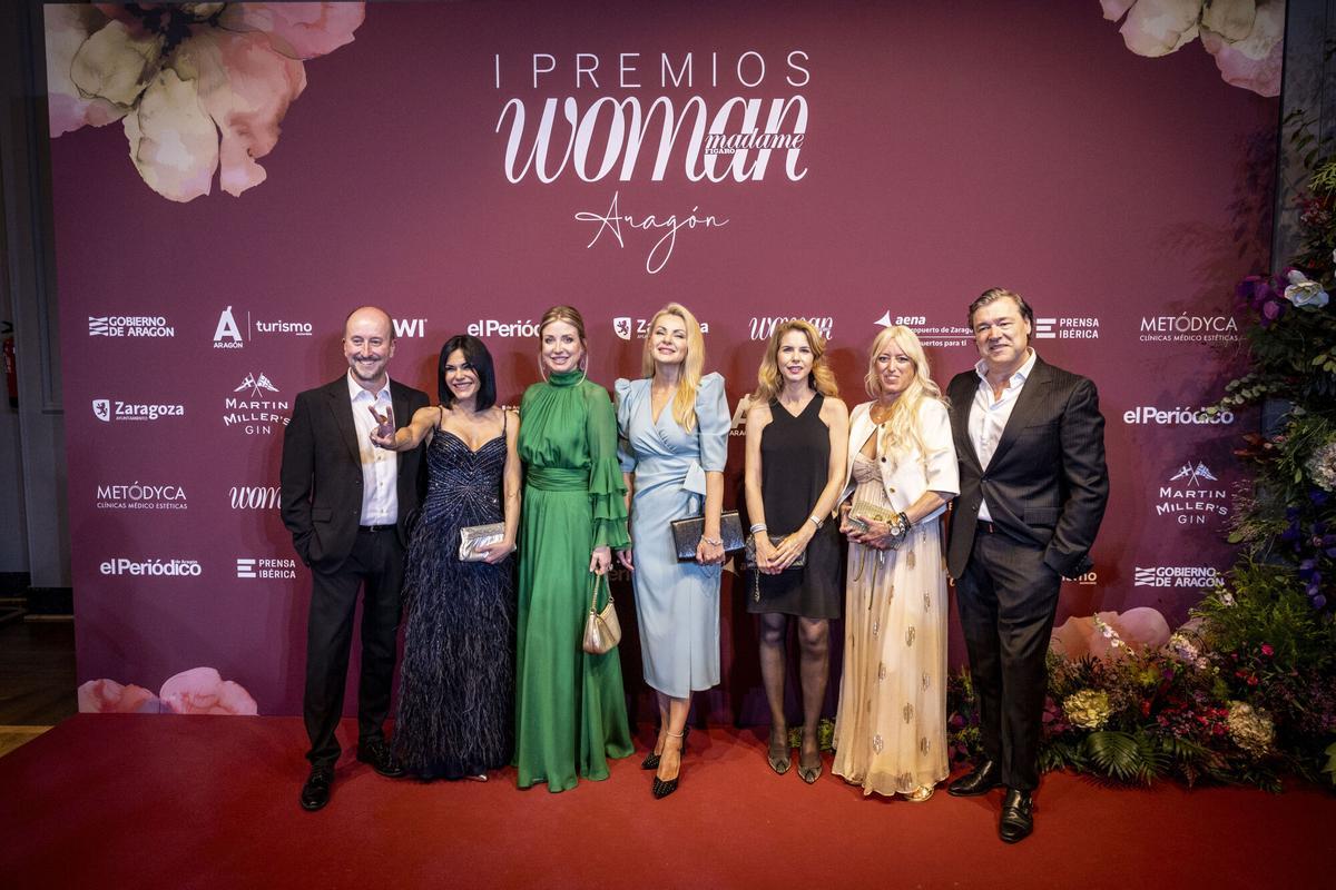 En imágenes| La alfombra roja de los Premios Woman Aragón