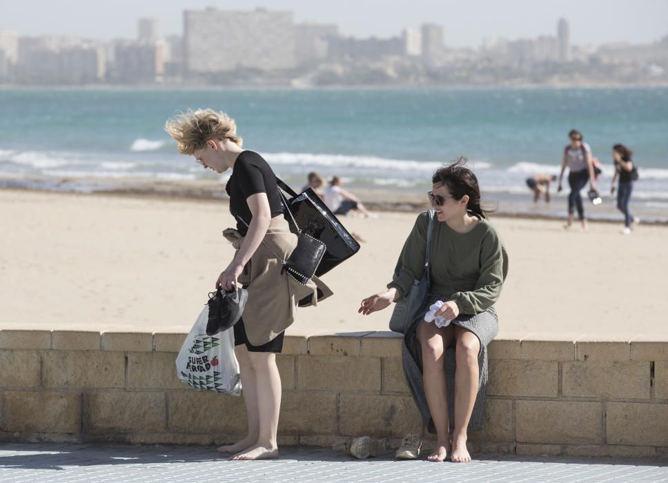 Fuertes rachas de viento en la ciudad de Alicante