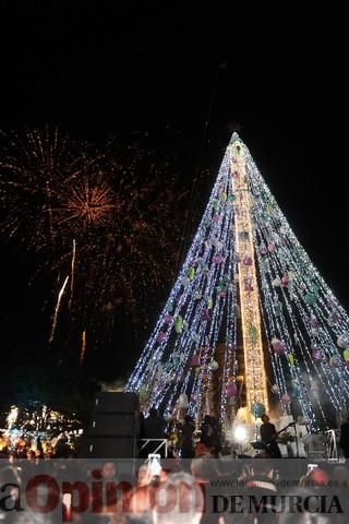 Encendido del Gran Árbol de Navidad de la Plaza Circular de Murcia