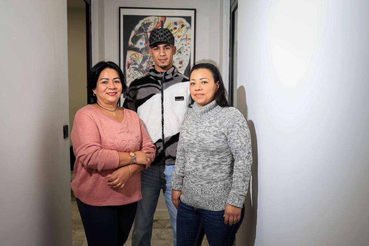 Migrantes regularizados tras la dana que han conseguido mejorar su vida en Massanassa