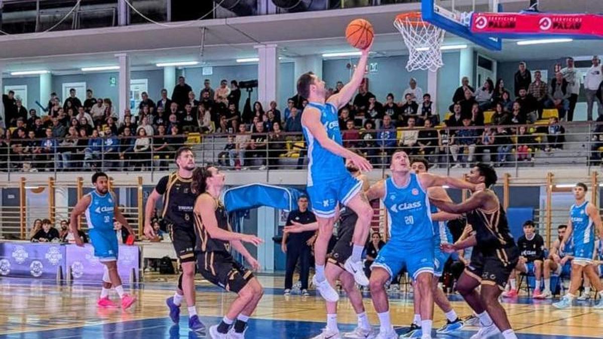 Imagen el partido entre el Class Bàsquet y el Llíria