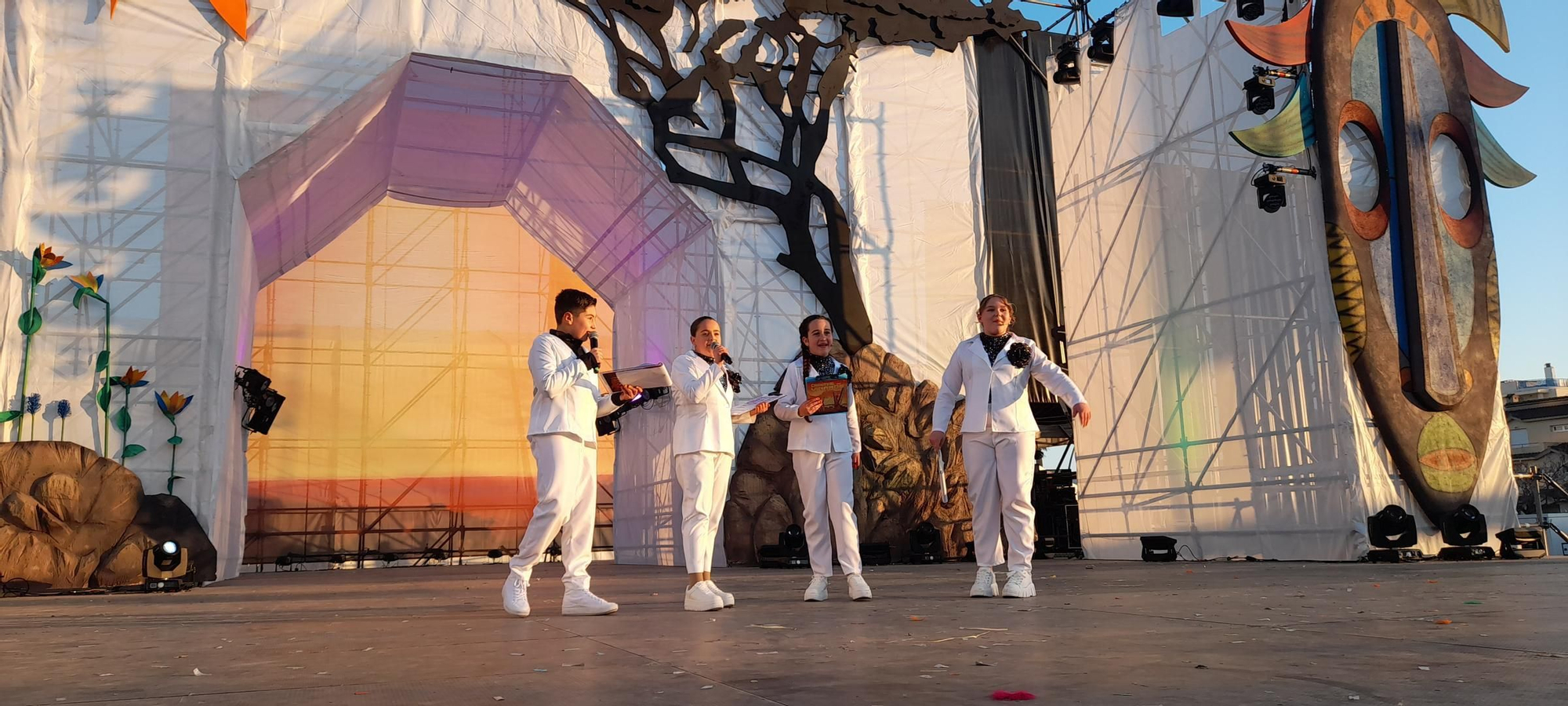 Gala infantil de reinas y reyes en el Carnaval de Vinaròs 2023.jpg