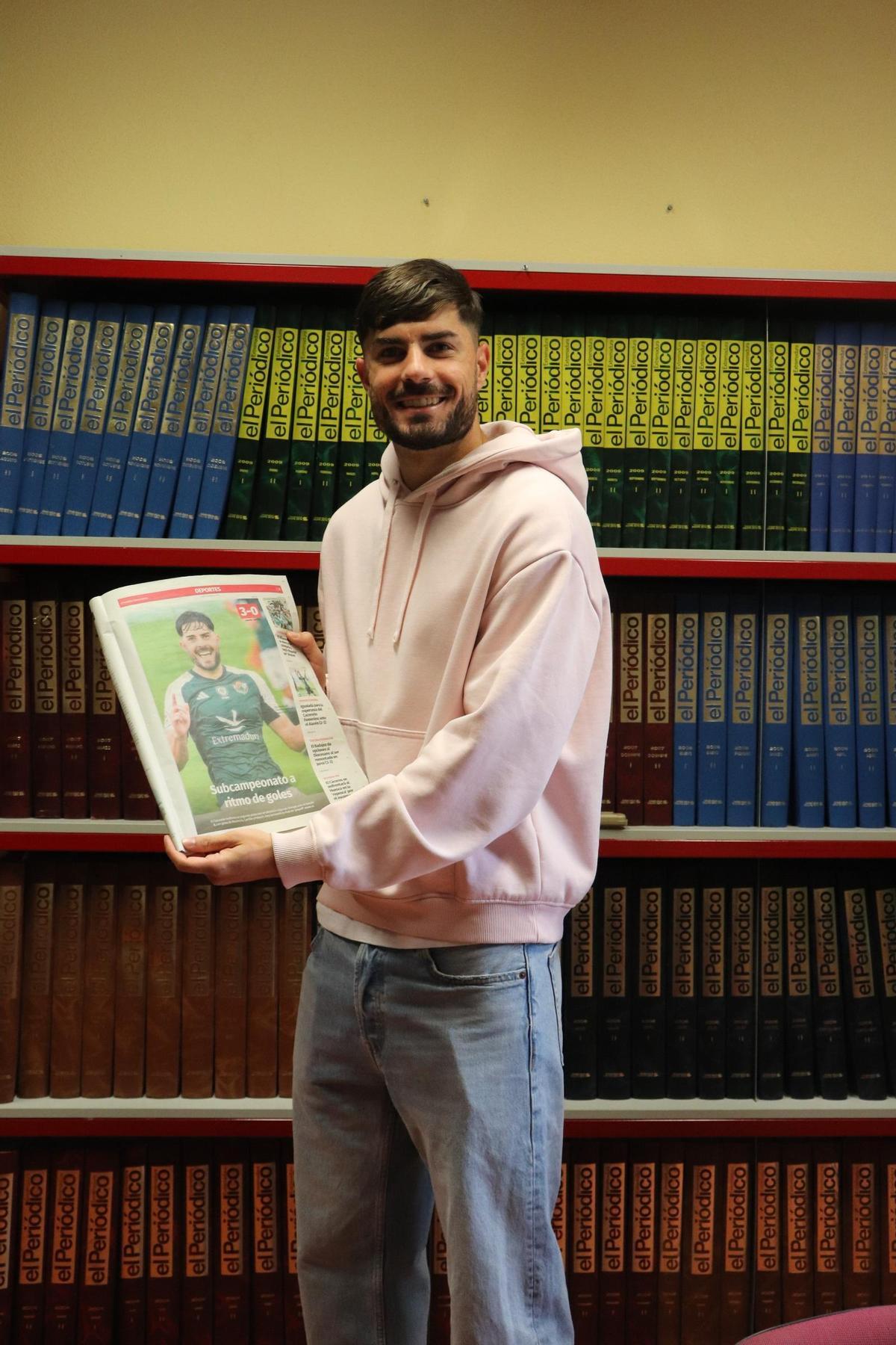 Pau Palacín, en la redacción de El Periódico Extremadura este martes.