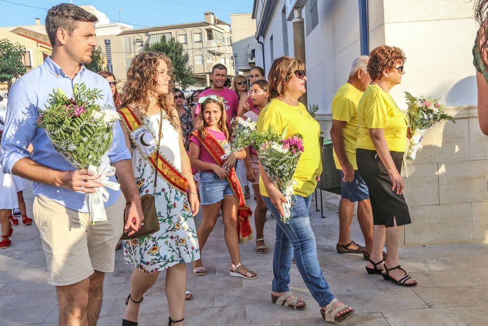 Ofrenda de flores, procesión y «patatá» en Benijófar