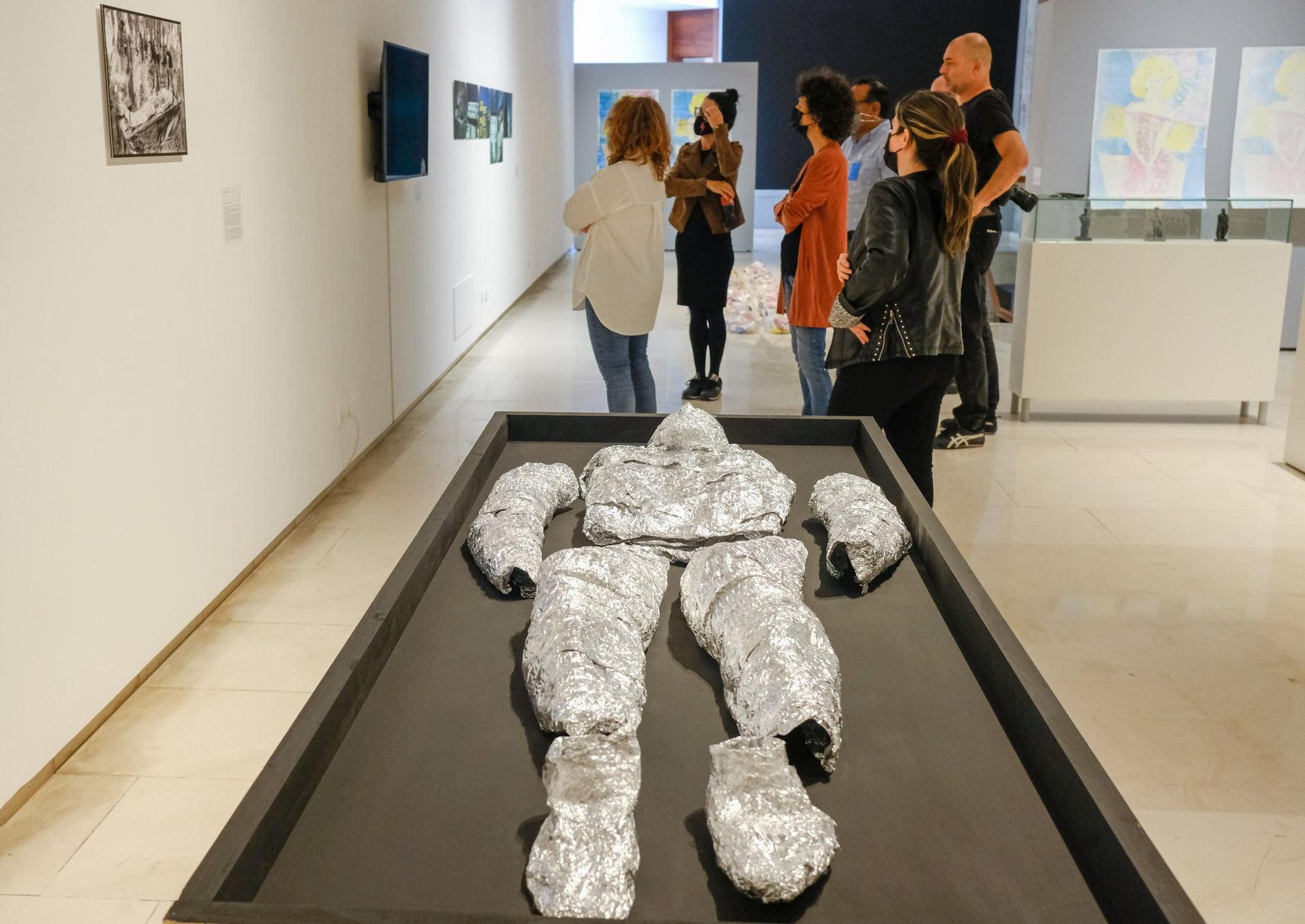 Exposición de la Bienal NoMade en el Castillo de La Luz