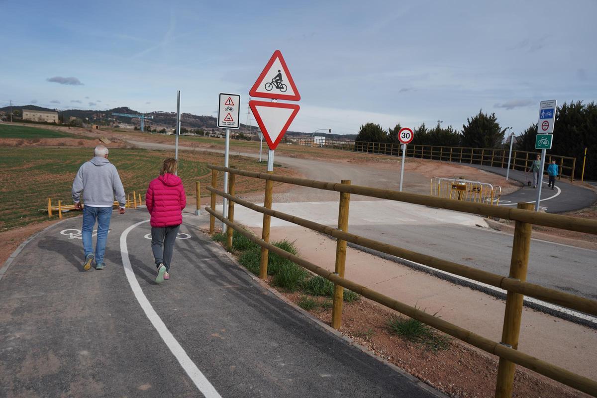 El carril ja és molt transitat per ciclistes i vianants, sobretot els caps de setmana