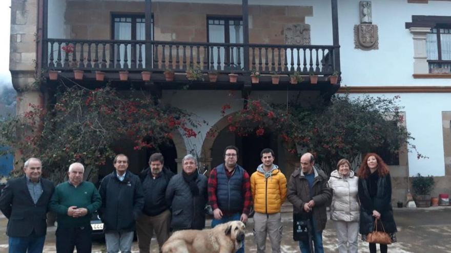 Panes recuerda junto a "Aunando Fronteras" a Ángel Cuesta Lamadrid | B.A.B.