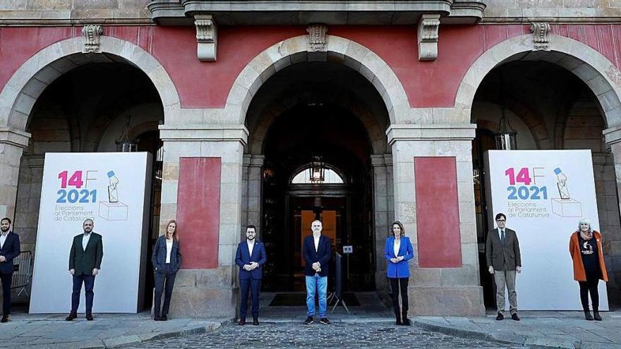 Els nou candidats a presidir la Generalitat, ahir davant del Parlament