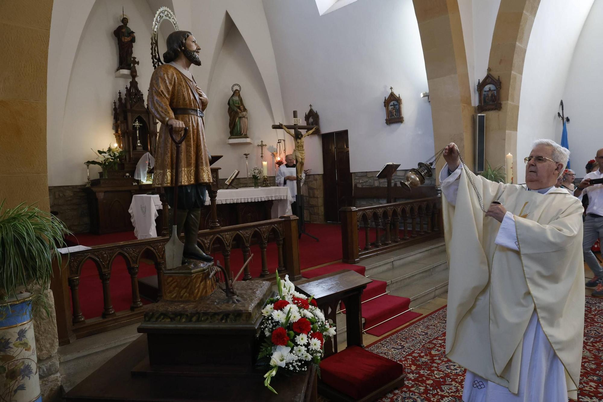 La festividad de San Isidro Labrador en la parroquia gijonesa de Granda, en imágenes