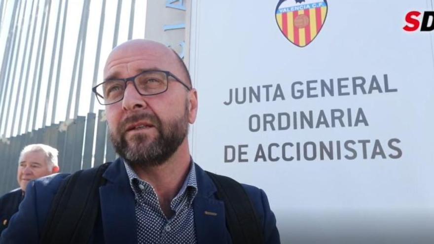 Opinión de aficionados en la Junta General del Valencia CF