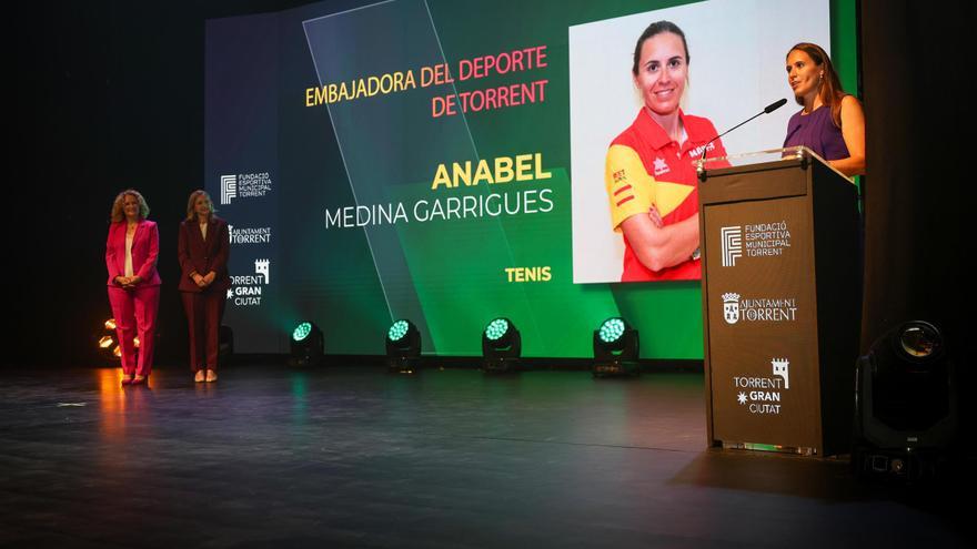 Anabel Medina se consagra como “la Xiqueta de Torrent” y es nueva Embajadora del Deporte de la ciudad